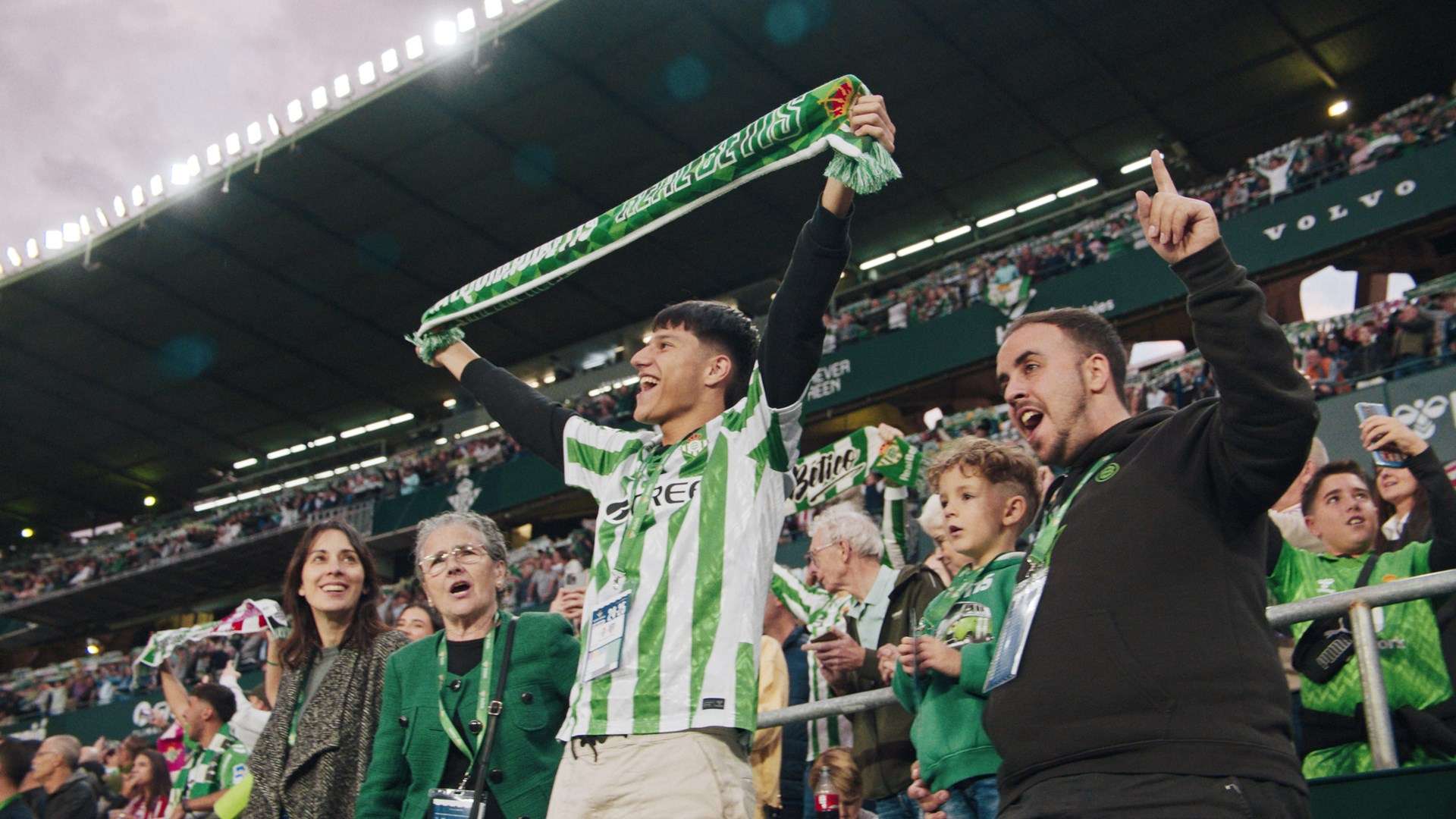 仅点燃了现 仅点燃了现